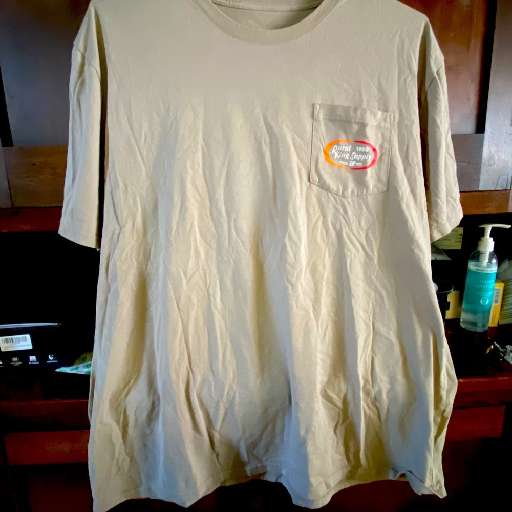 Golden wheat men’s 2xl RKO pocket tee